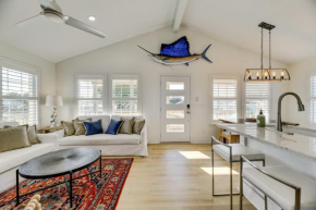 2 Mi to Beach and Fishing Pier Gulf Coast Retreat